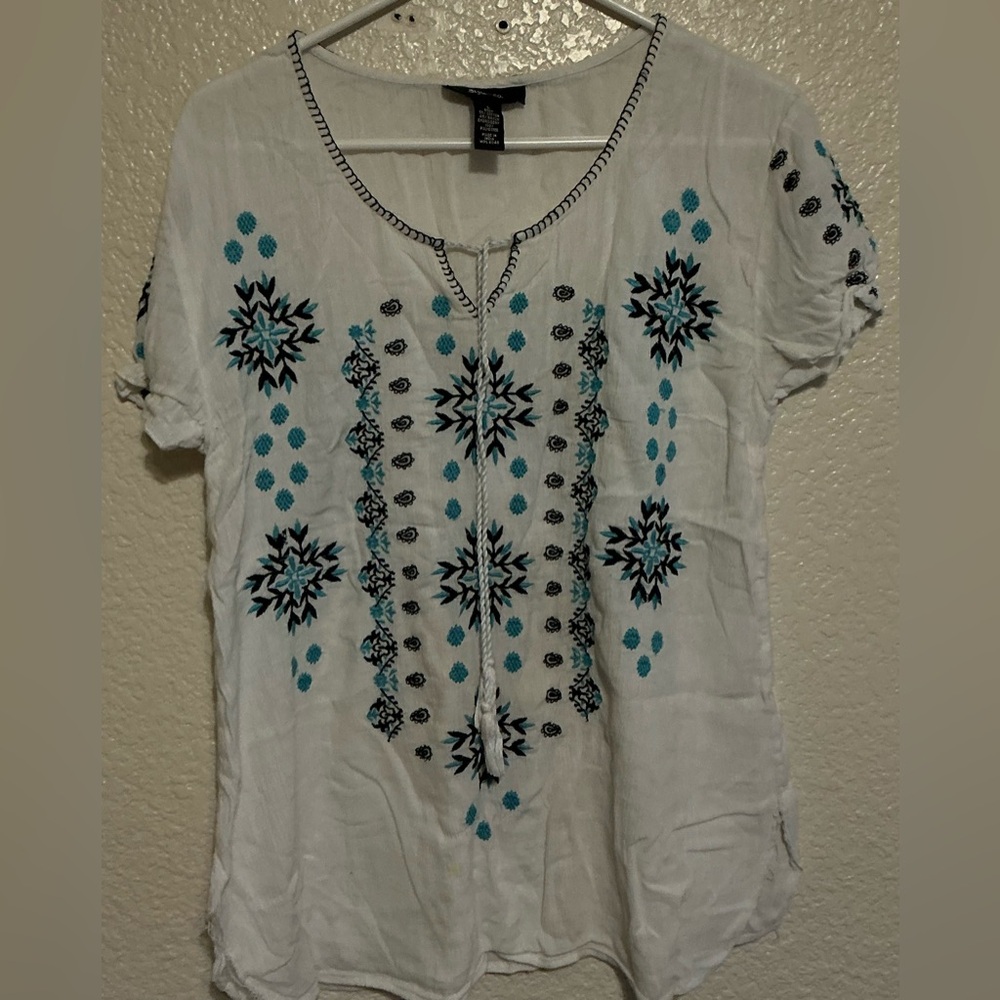 Style & Co. White Blouse with Blue Embroidery